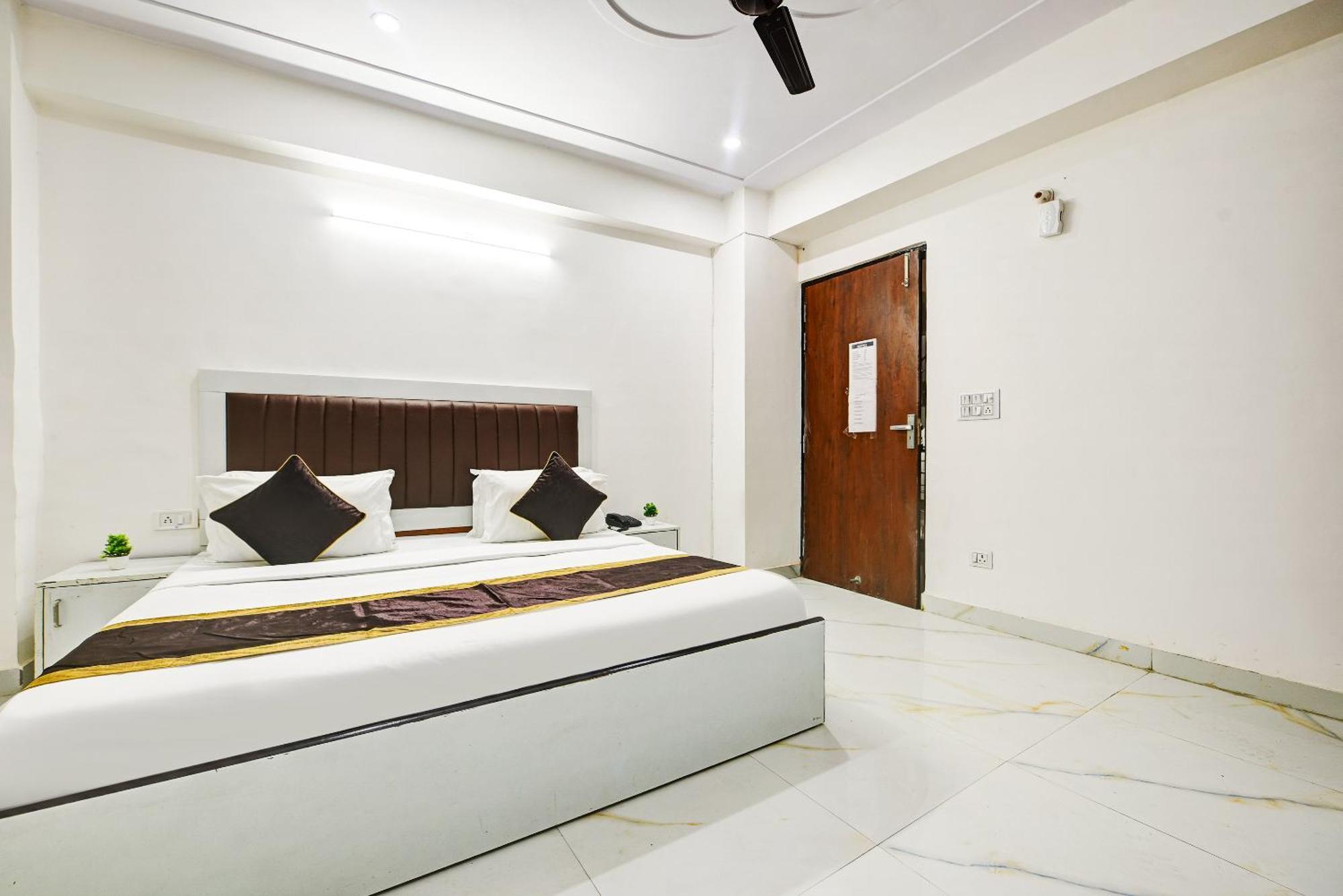 Hotel Krishna Tower Delhi  Ngoại thất bức ảnh