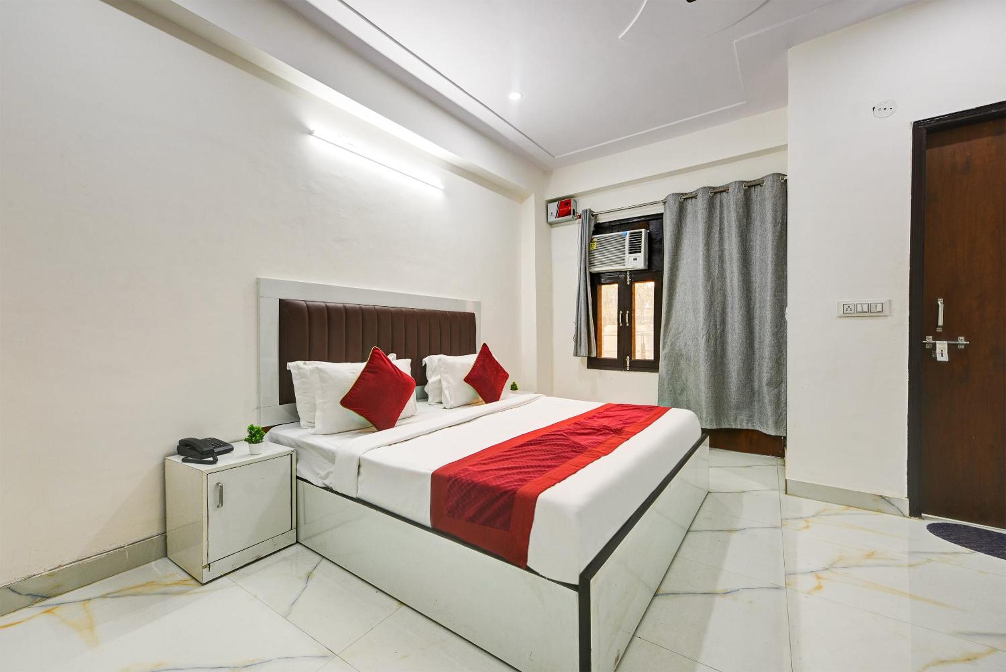 Hotel Krishna Tower Delhi  Ngoại thất bức ảnh
