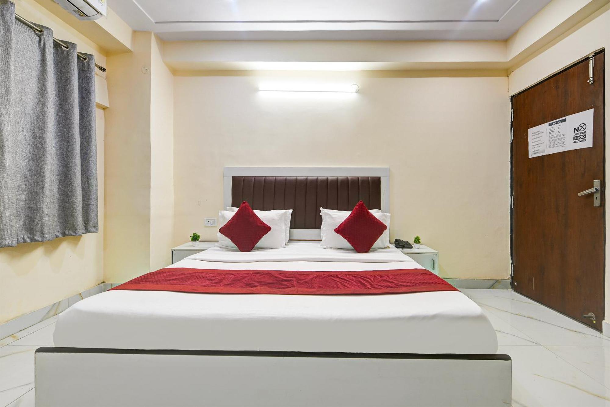 Hotel Krishna Tower Delhi  Ngoại thất bức ảnh